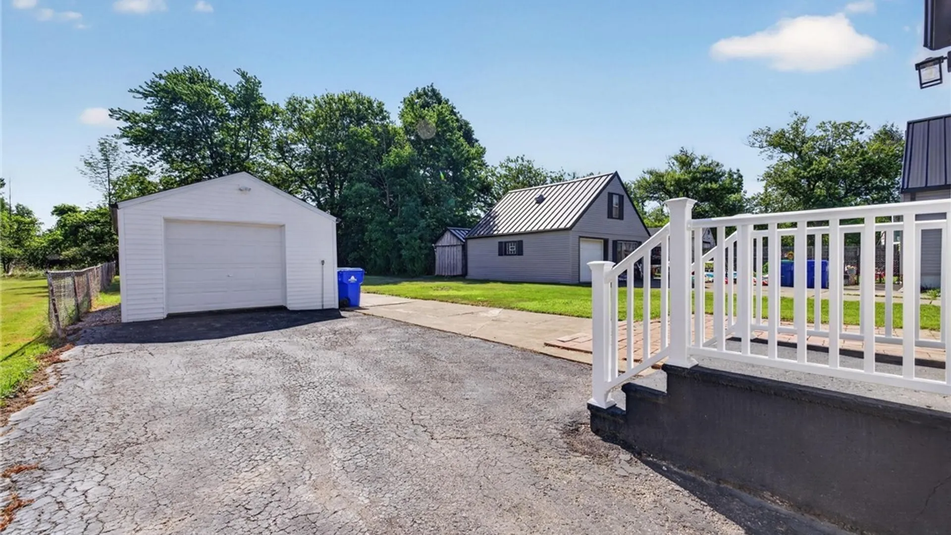 Property at 3093 Lyth Rd, Hamburg, NY 14218 28