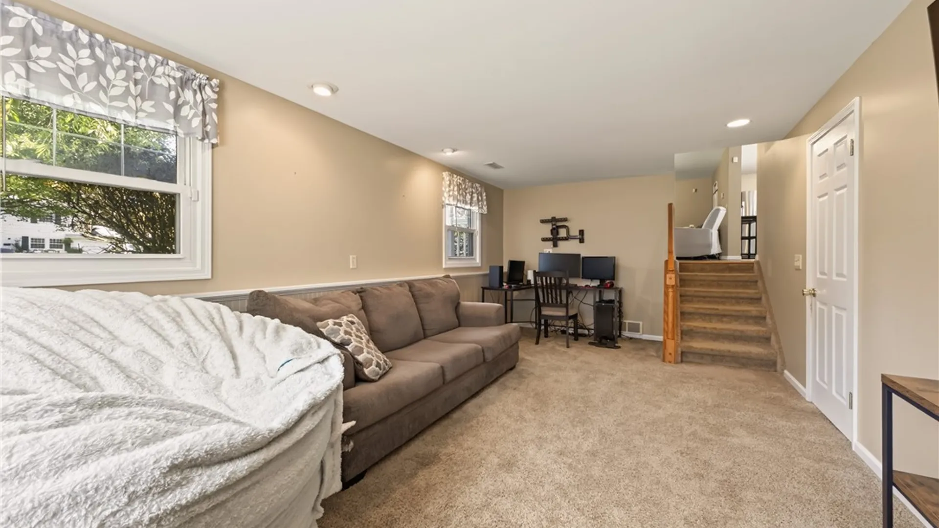 Property at 409 Ballad Ave, Greece, NY 14626 25