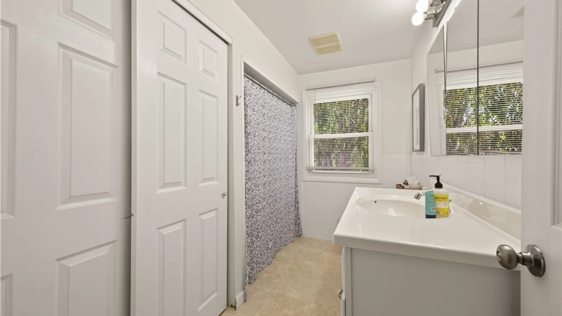 Property at 409 Ballad Ave, Greece, NY 14626 22