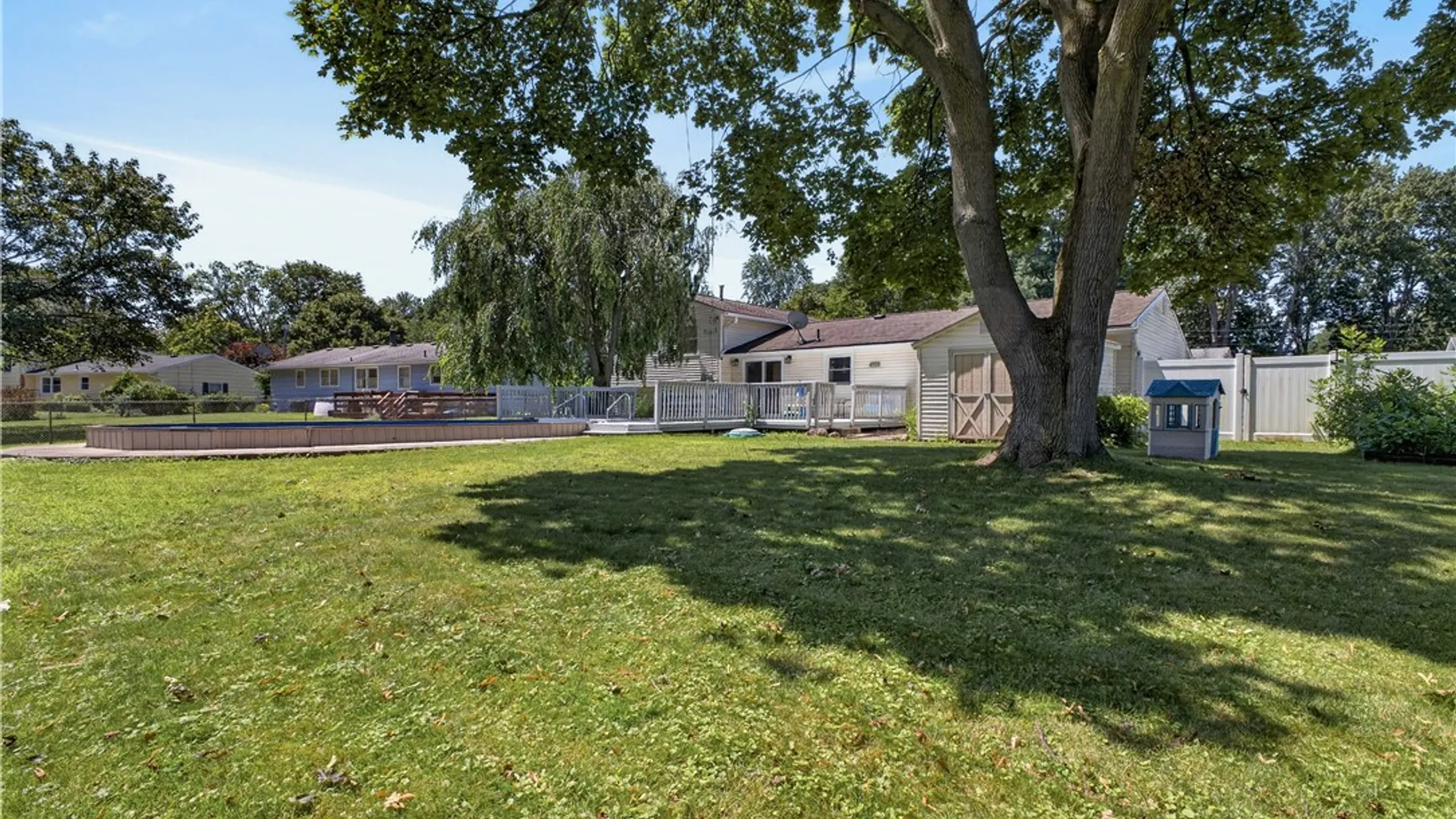 Property at 409 Ballad Ave, Greece, NY 14626 35