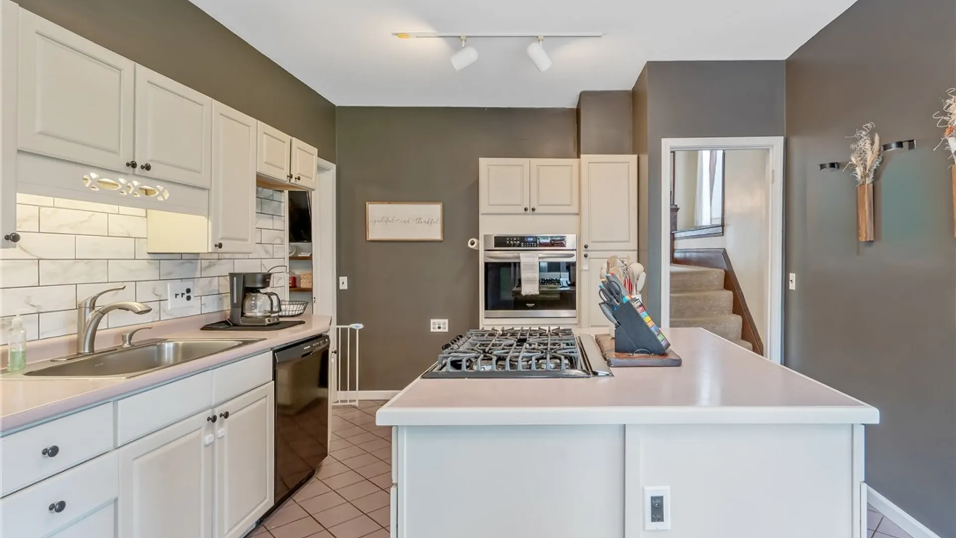 Property at 214 S Seward Avenue, Auburn, NY 13021 16