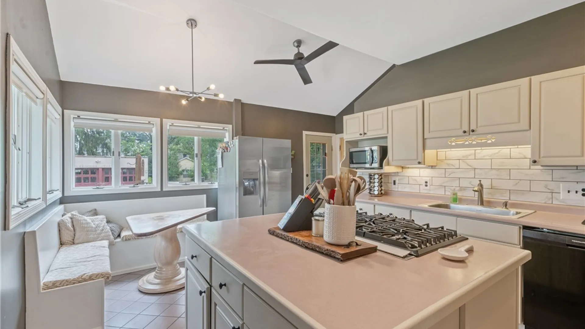 Property at 214 S Seward Avenue, Auburn, NY 13021 11