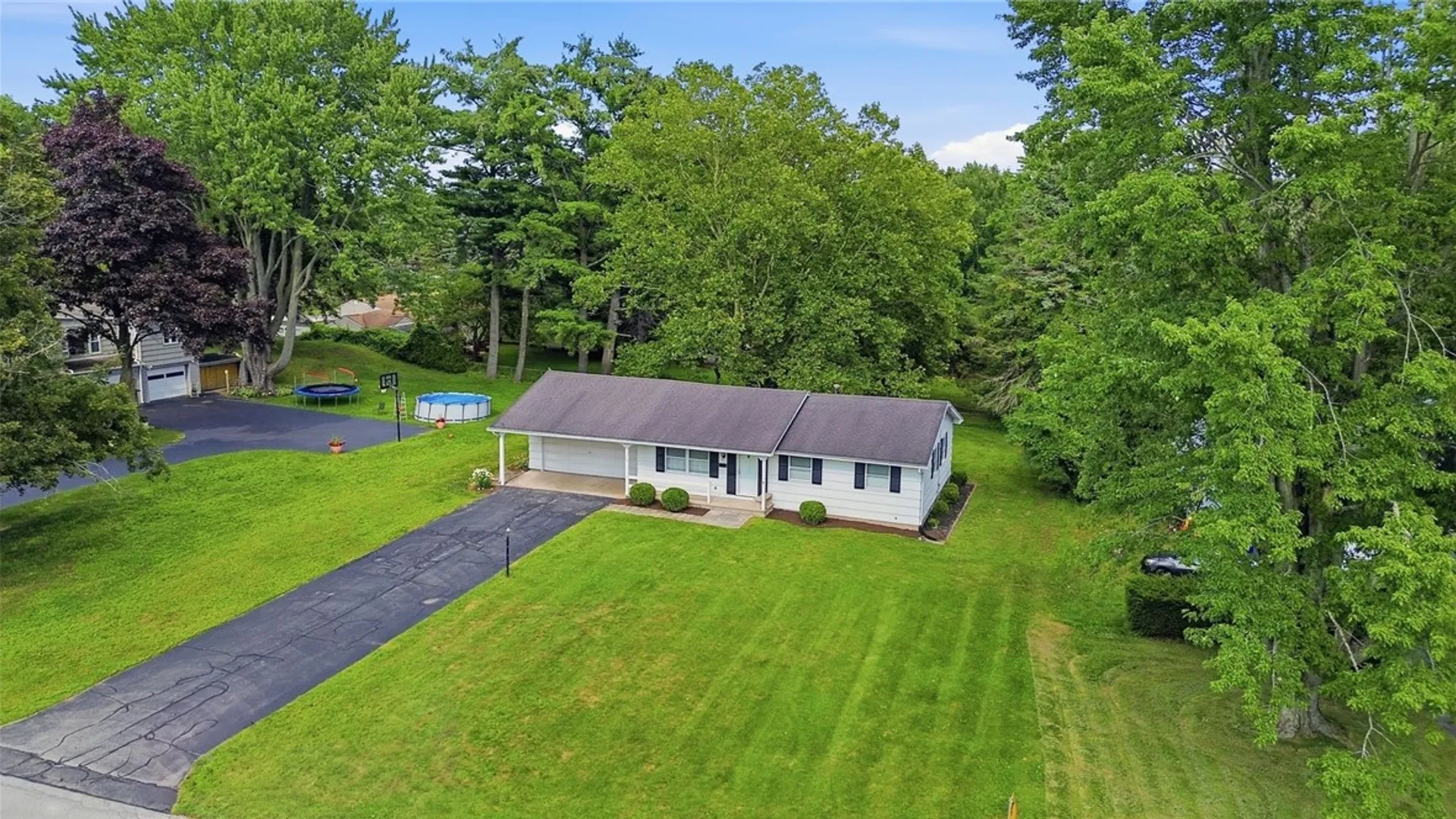 Property at 116 Chestnut Drive, Chili, NY 14624 26