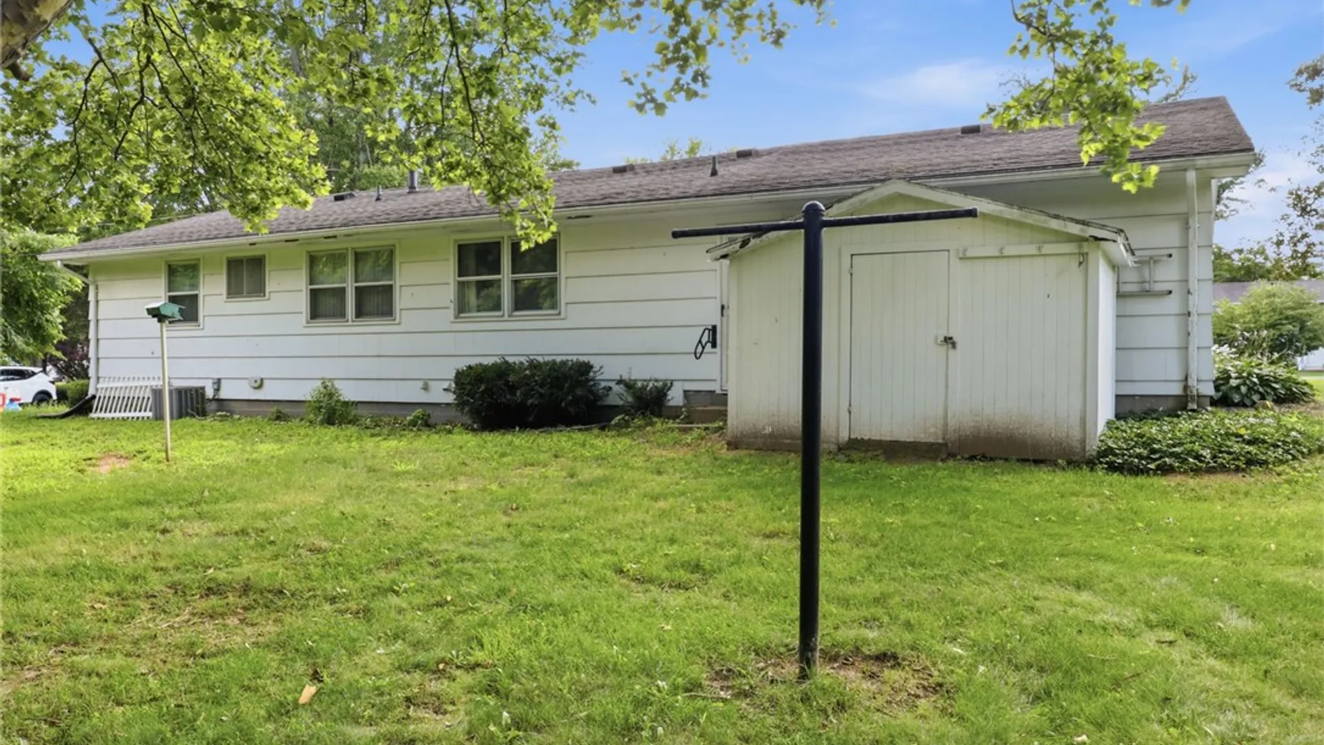 Property at 116 Chestnut Drive, Chili, NY 14624 21