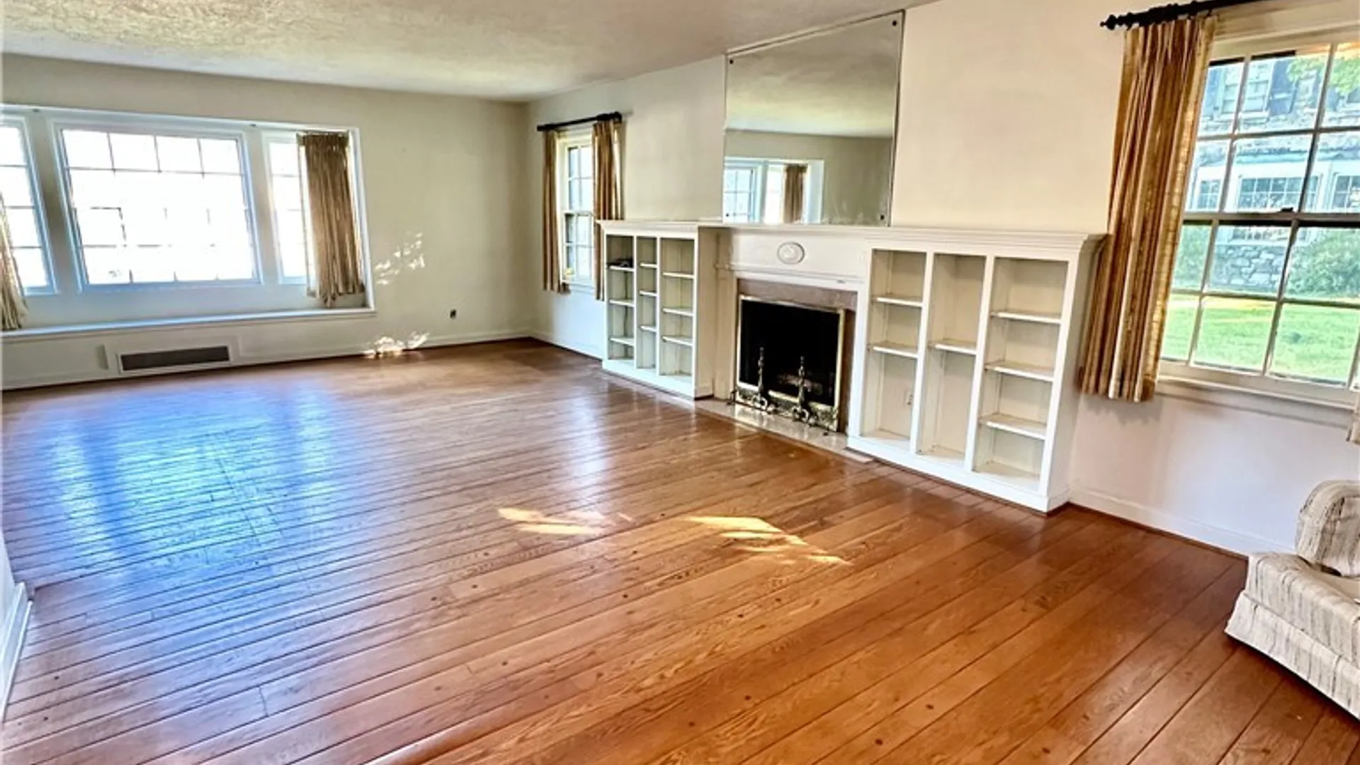 Property at 3 Windsor Terrace, New Hartford, NY 13501 24