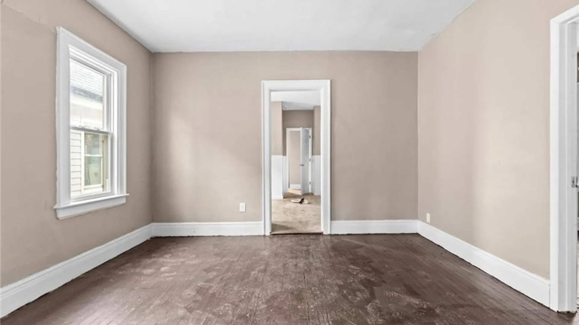Property at 2346 Seneca Street, Buffalo, NY 14210 5