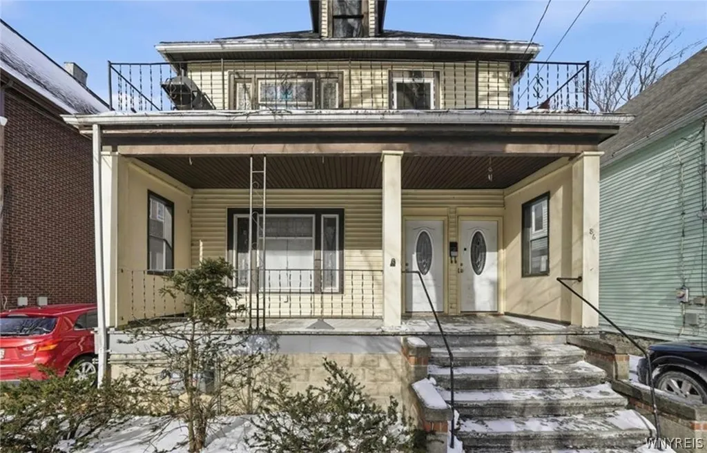 Property at 86 Kingston Place, Buffalo, NY 14206