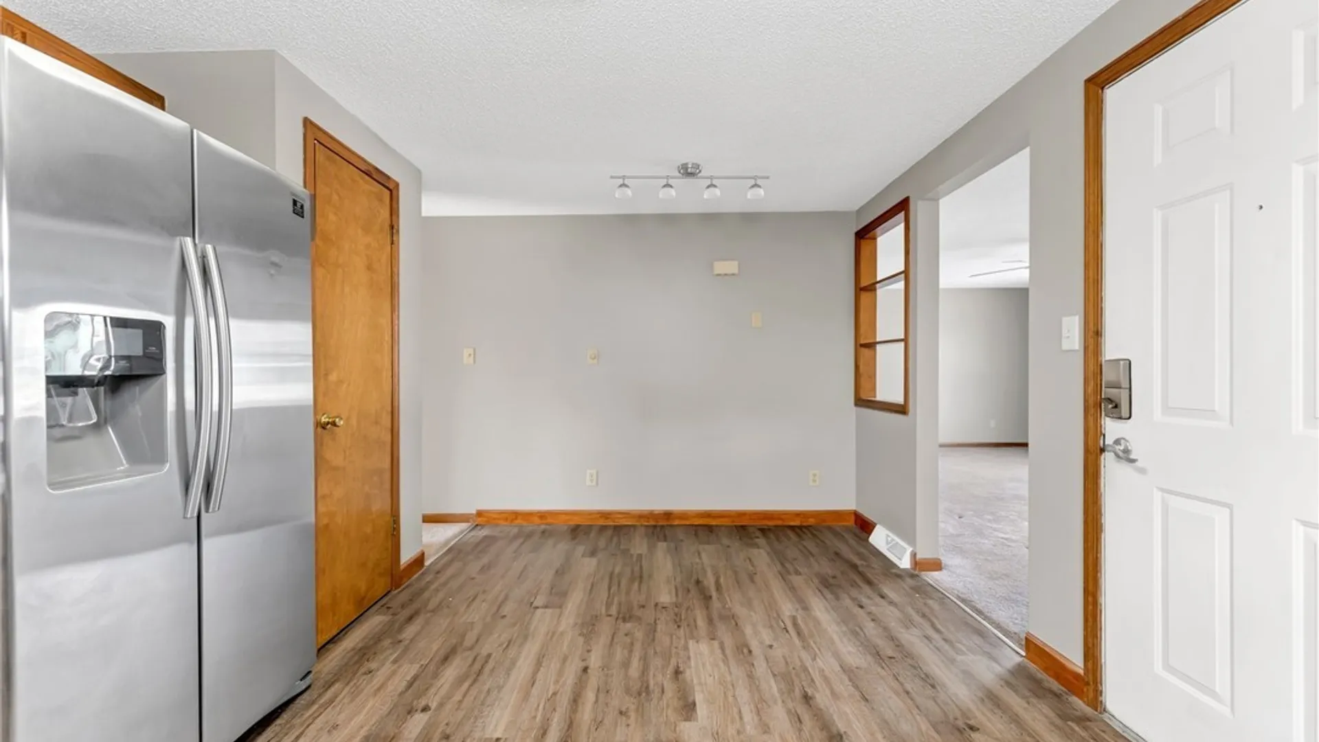 Property at 71 Downing Street, Buffalo, NY 14220 7