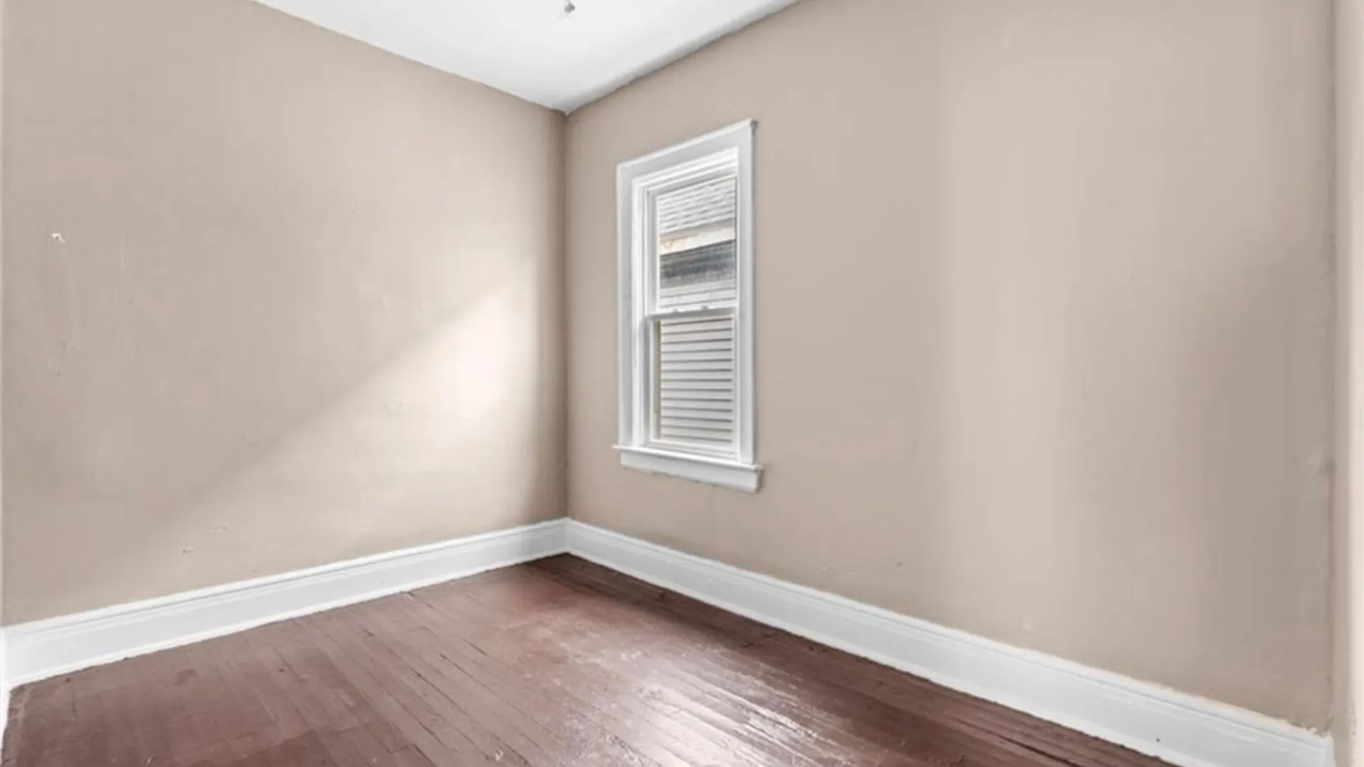 Property at 2346 Seneca Street, Buffalo, NY 14210 10