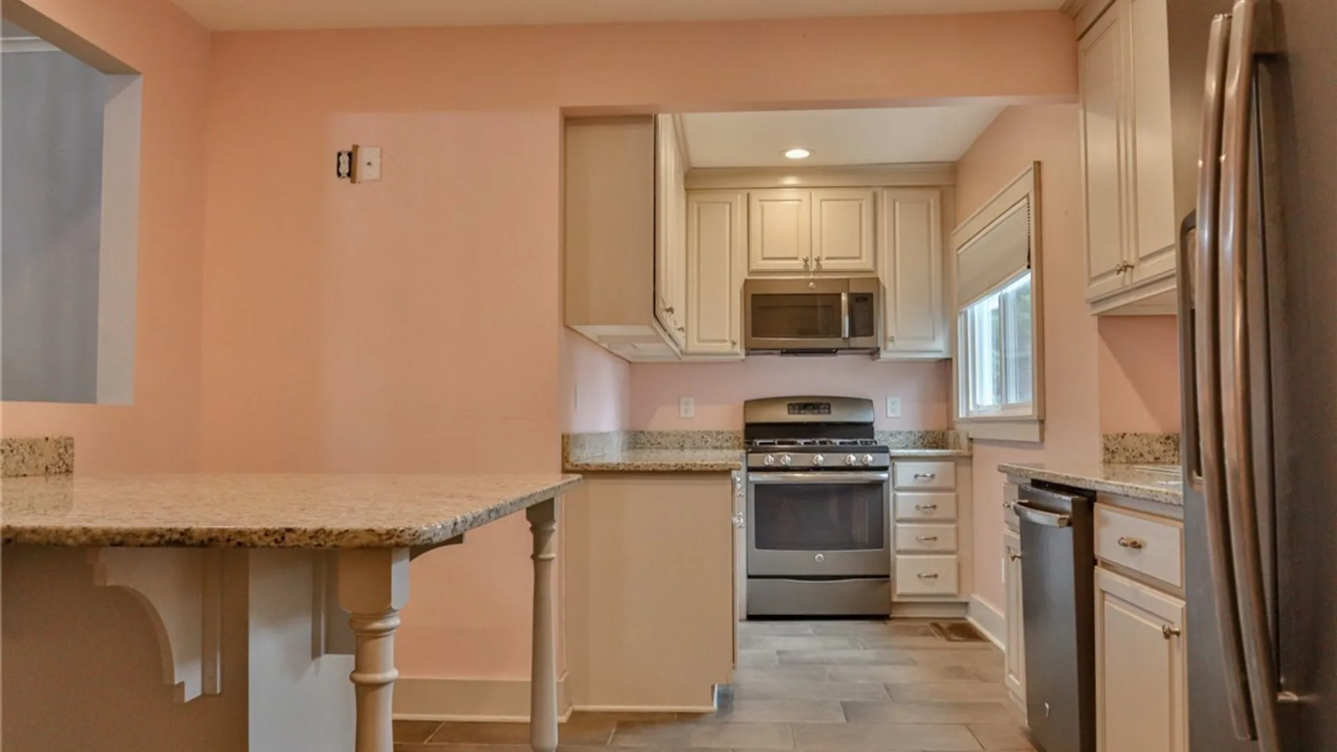 Property at 201 WELLESLEY Road, Syracuse, NY 13207 15