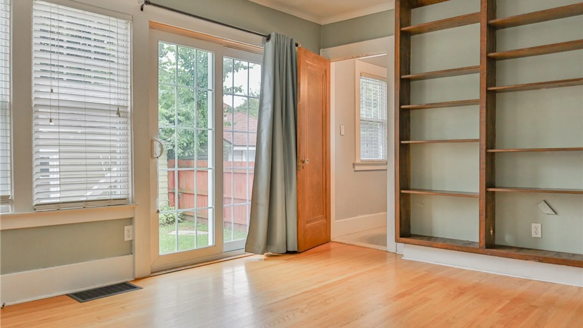Property at 201 WELLESLEY Road, Syracuse, NY 13207 17