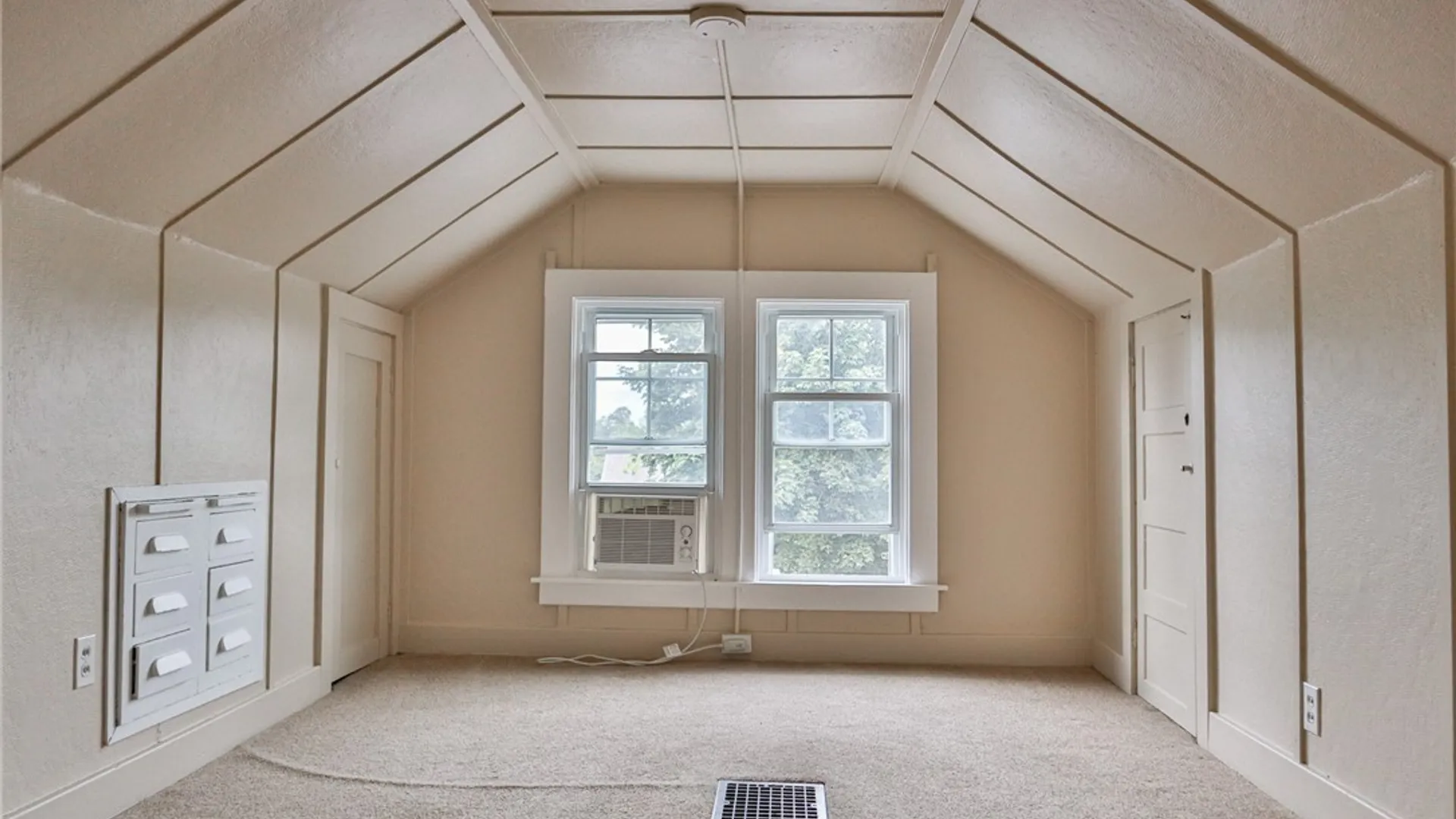 Property at 201 WELLESLEY Road, Syracuse, NY 13207 19