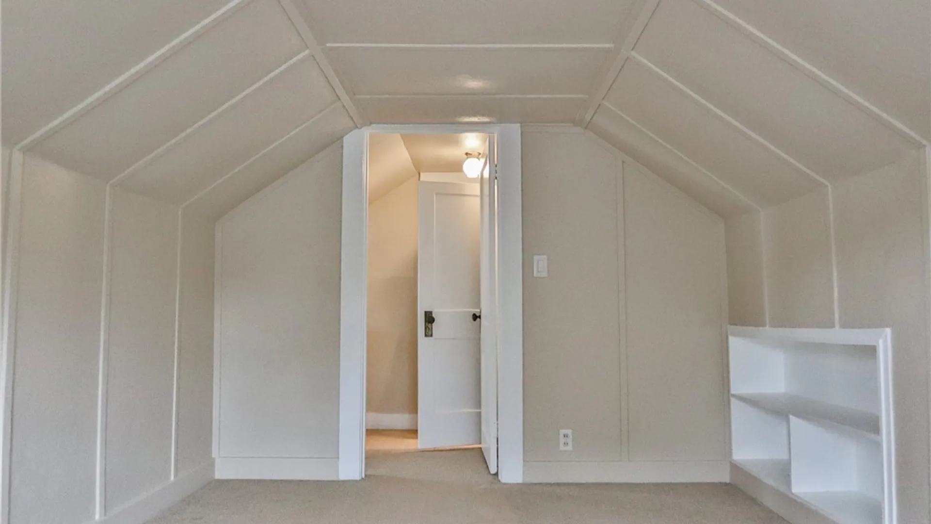 Property at 201 WELLESLEY Road, Syracuse, NY 13207 21