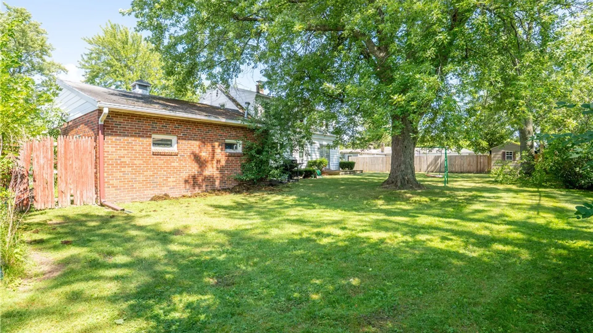 Property at 2454 Eggert Road, Tonawanda, NY 14150 9