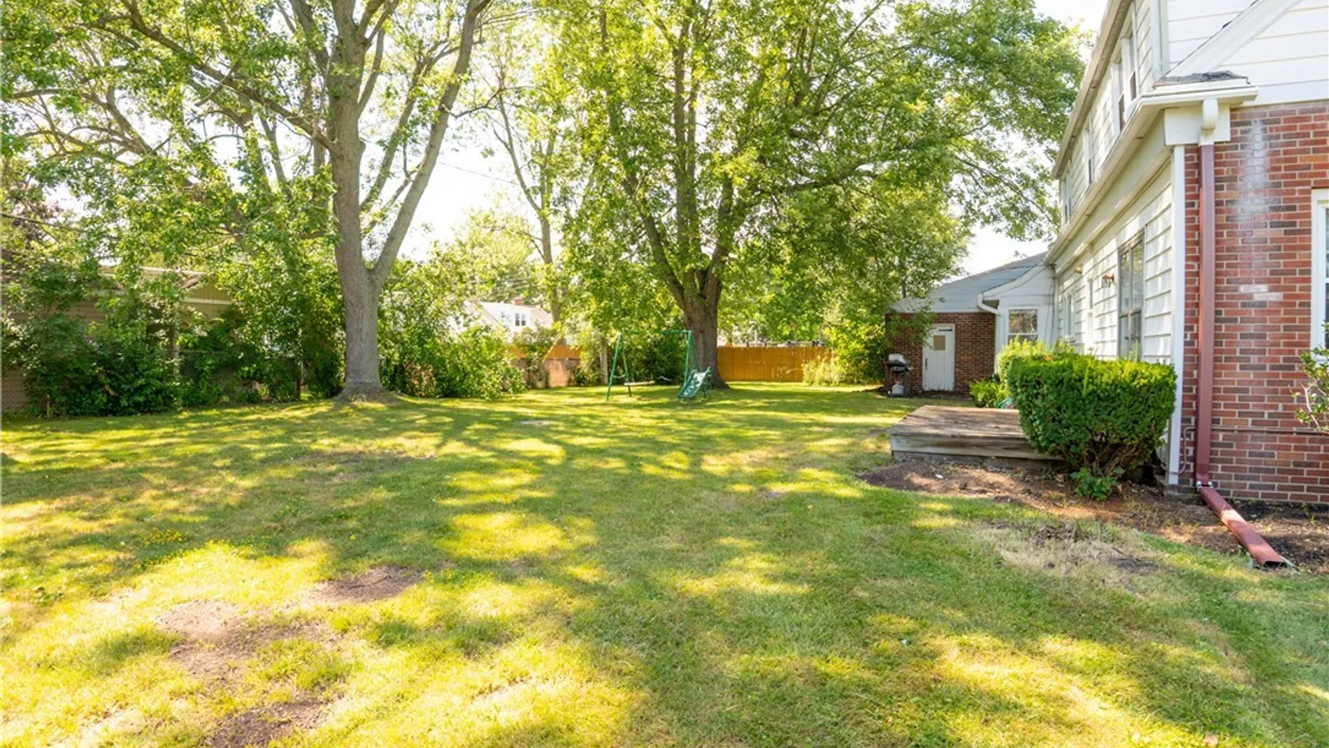 Property at 2454 Eggert Road, Tonawanda, NY 14150 10