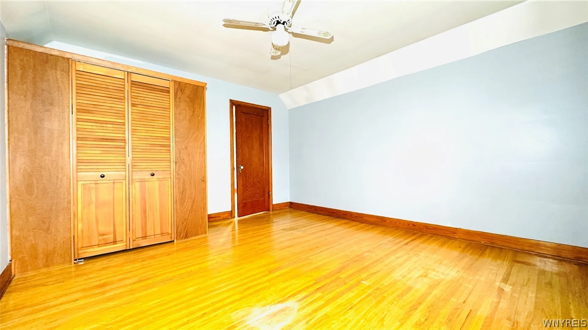 Property at 2498 Woodlawn, Niagara Falls, NY 14301 15