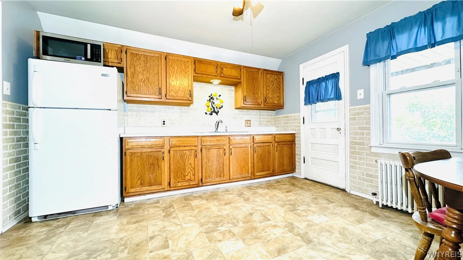 Property at 2498 Woodlawn, Niagara Falls, NY 14301 6