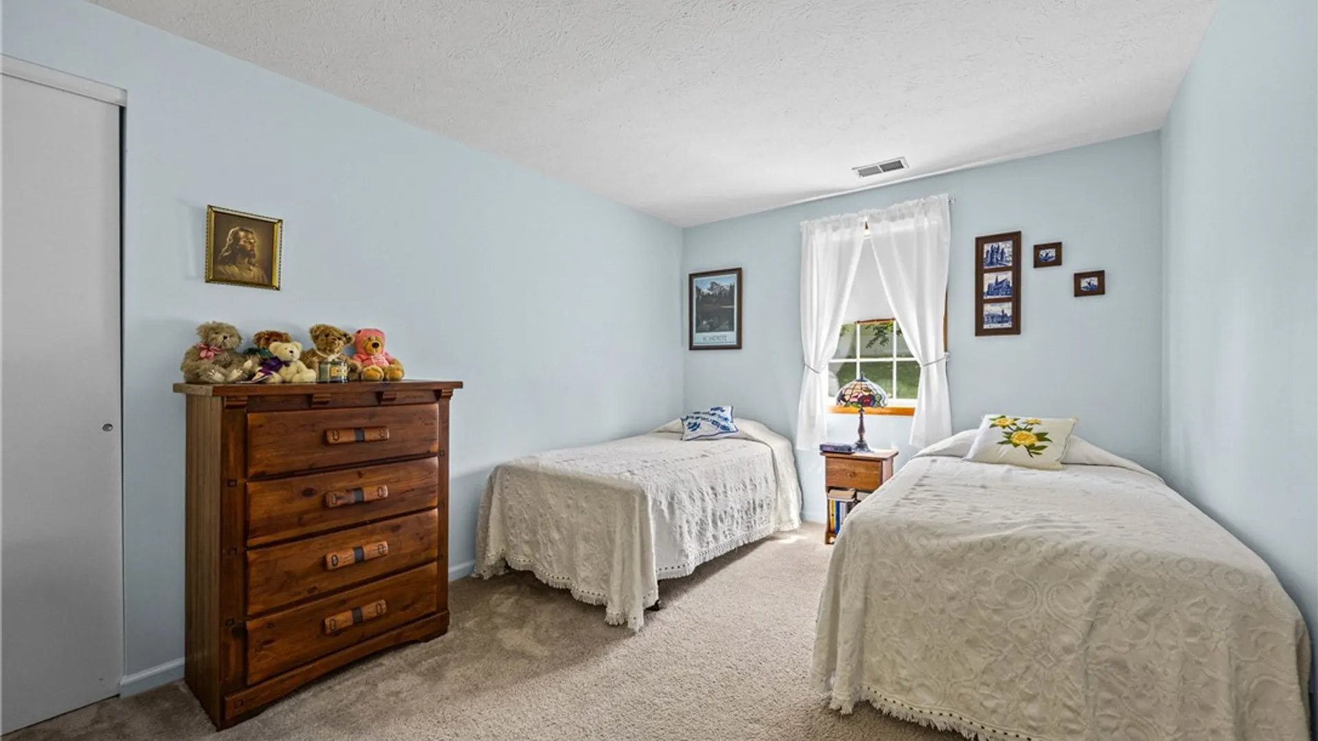 Property at 34C Salmon Run, Parma, NY 14468 25