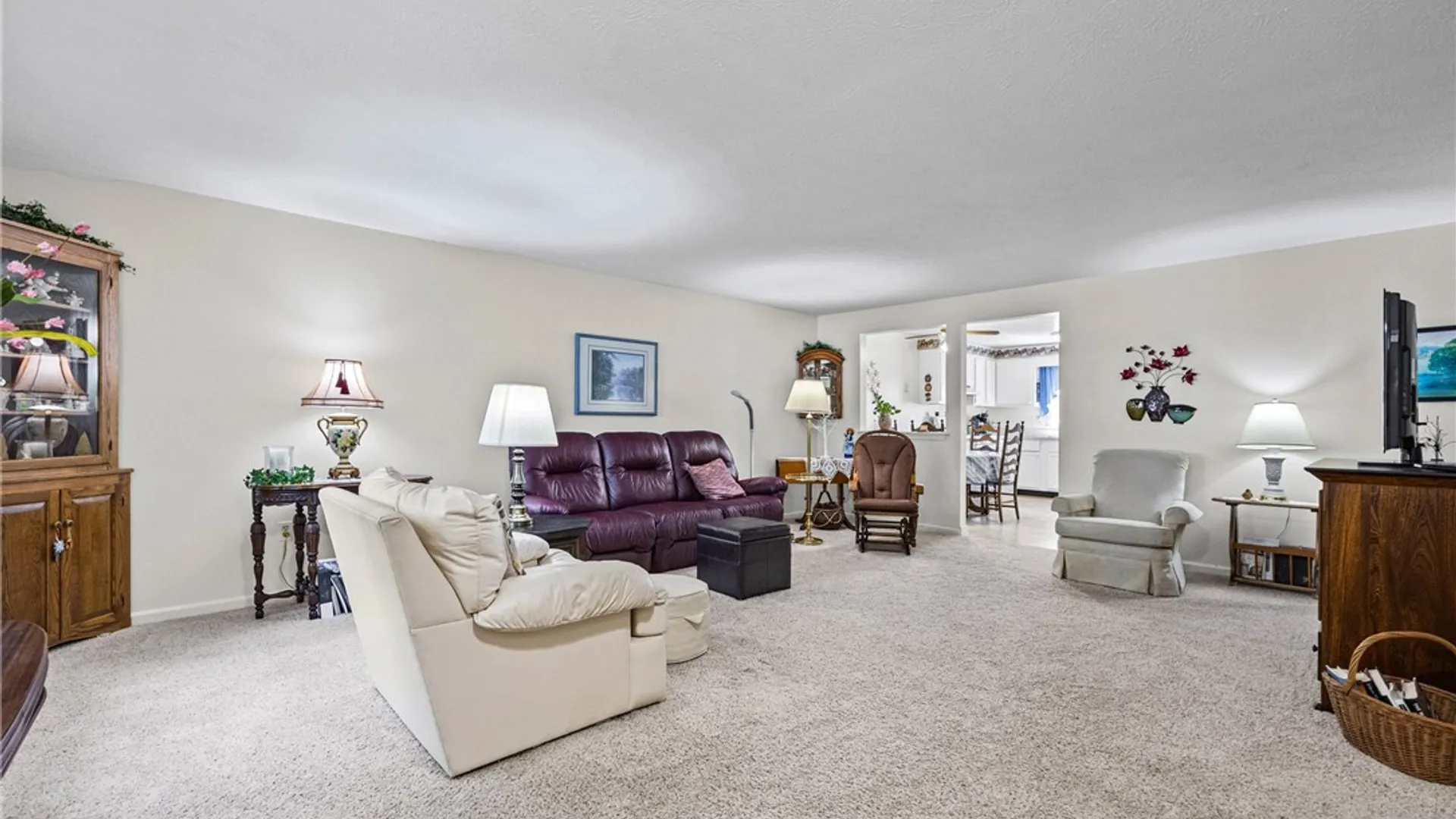 Property at 34C Salmon Run, Parma, NY 14468 10