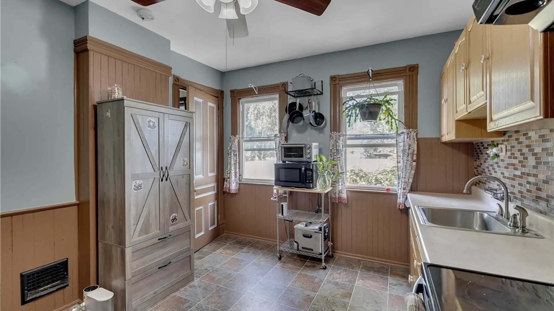 Property at 418 Breckenridge Street, Buffalo, NY 14213 19