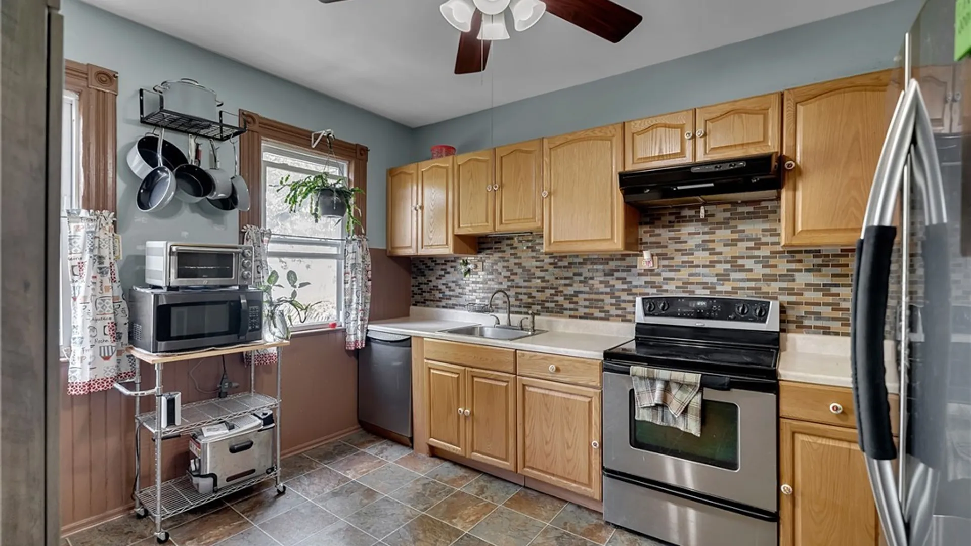 Property at 418 Breckenridge Street, Buffalo, NY 14213 20