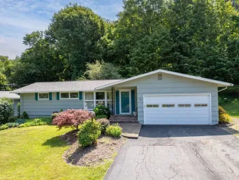 Property at 307 Oakridge Drive, Camillus, NY 13031