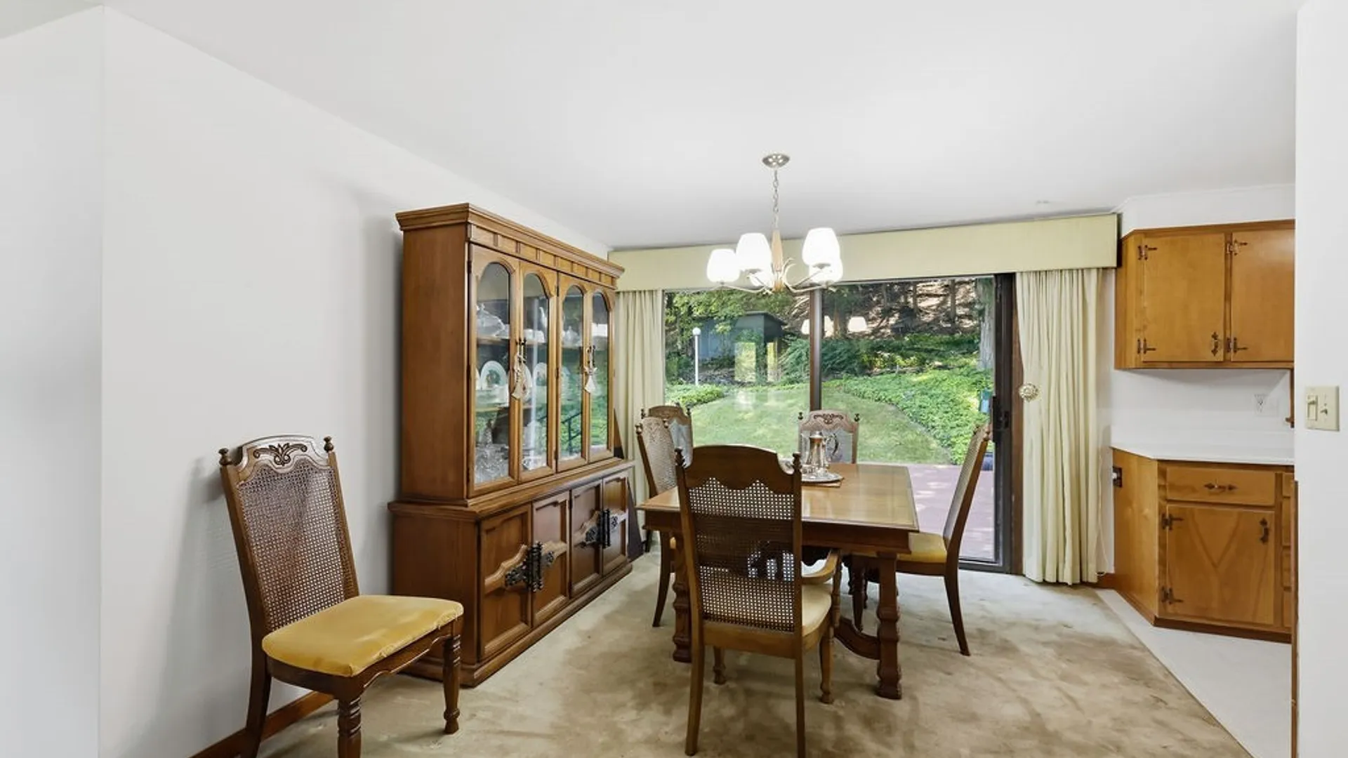 Property at 307 Oakridge Drive, Camillus, NY 13031 13