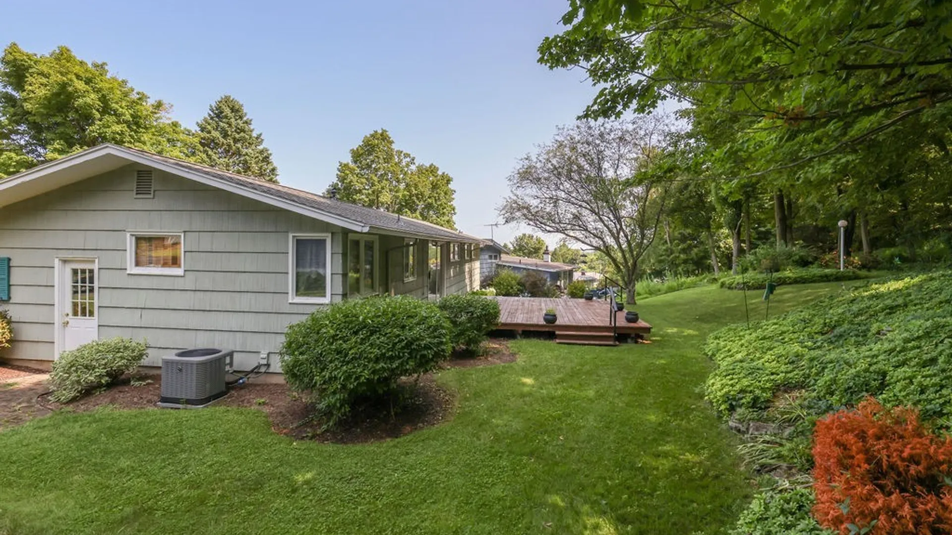 Property at 307 Oakridge Drive, Camillus, NY 13031 29