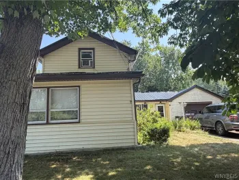 Property at 687 Railroad Avenue, Brant, NY 14081