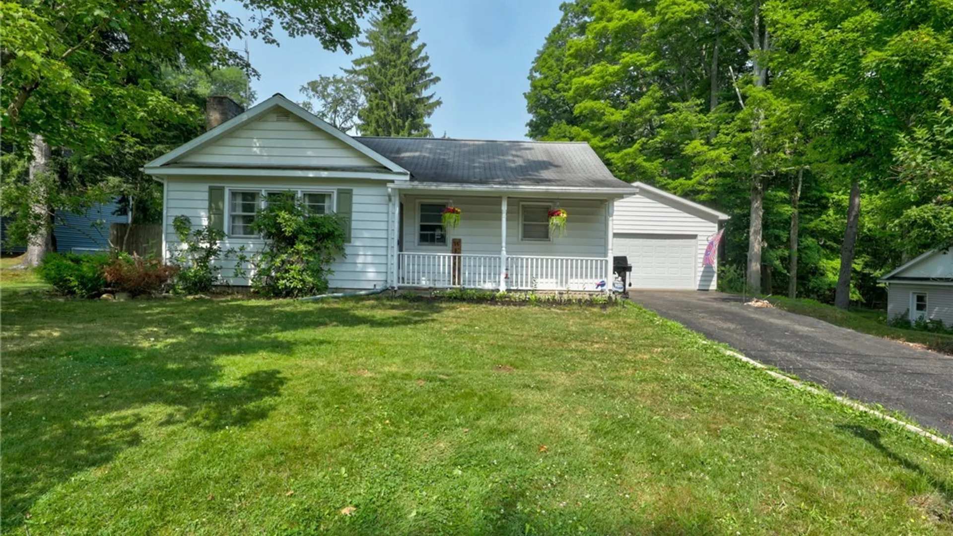 Property at 318 Maplecrest Avenue, Busti, NY 14750 34