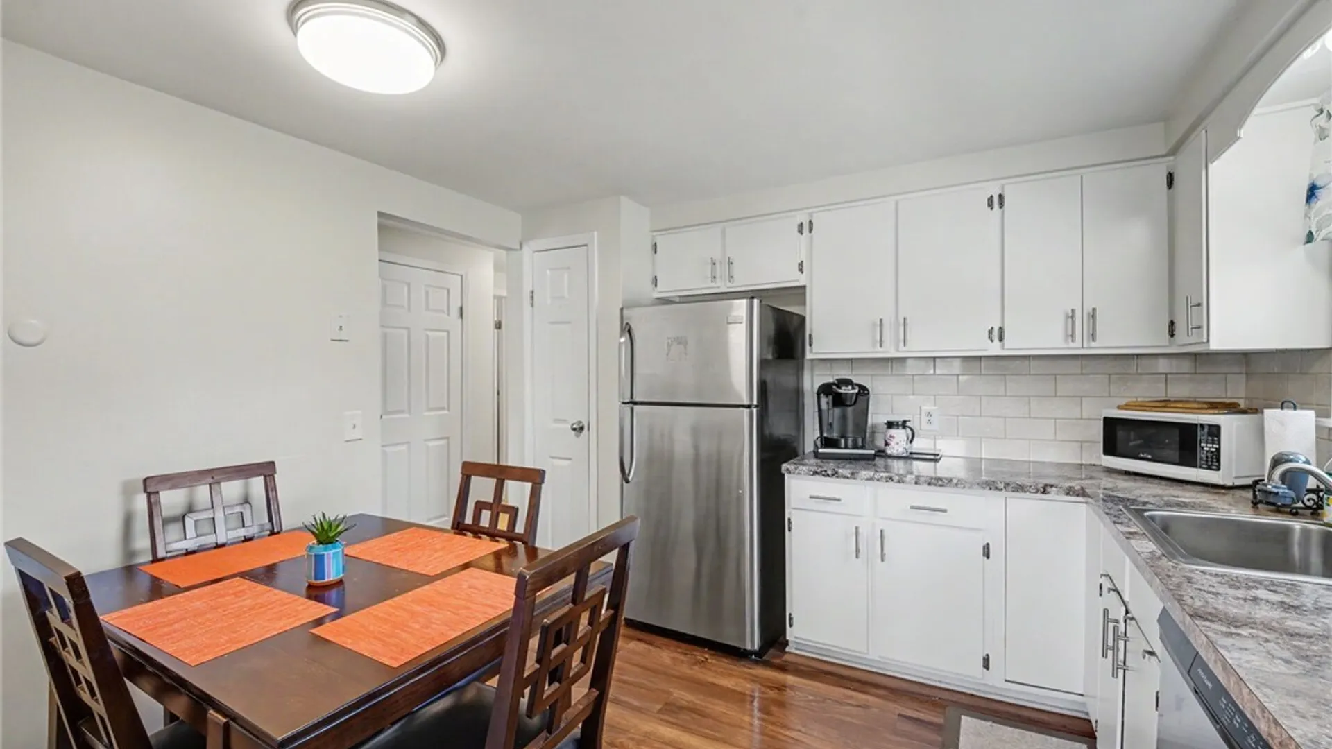 Property at 120 Old Lyme Drive, Amherst, NY 14221 17