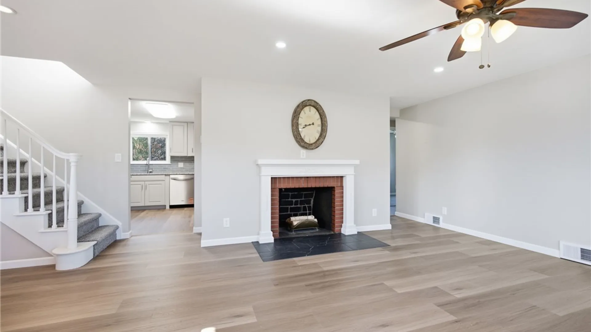 Property at 5189 Lake Avenue, Orchard Park, NY 14127 8