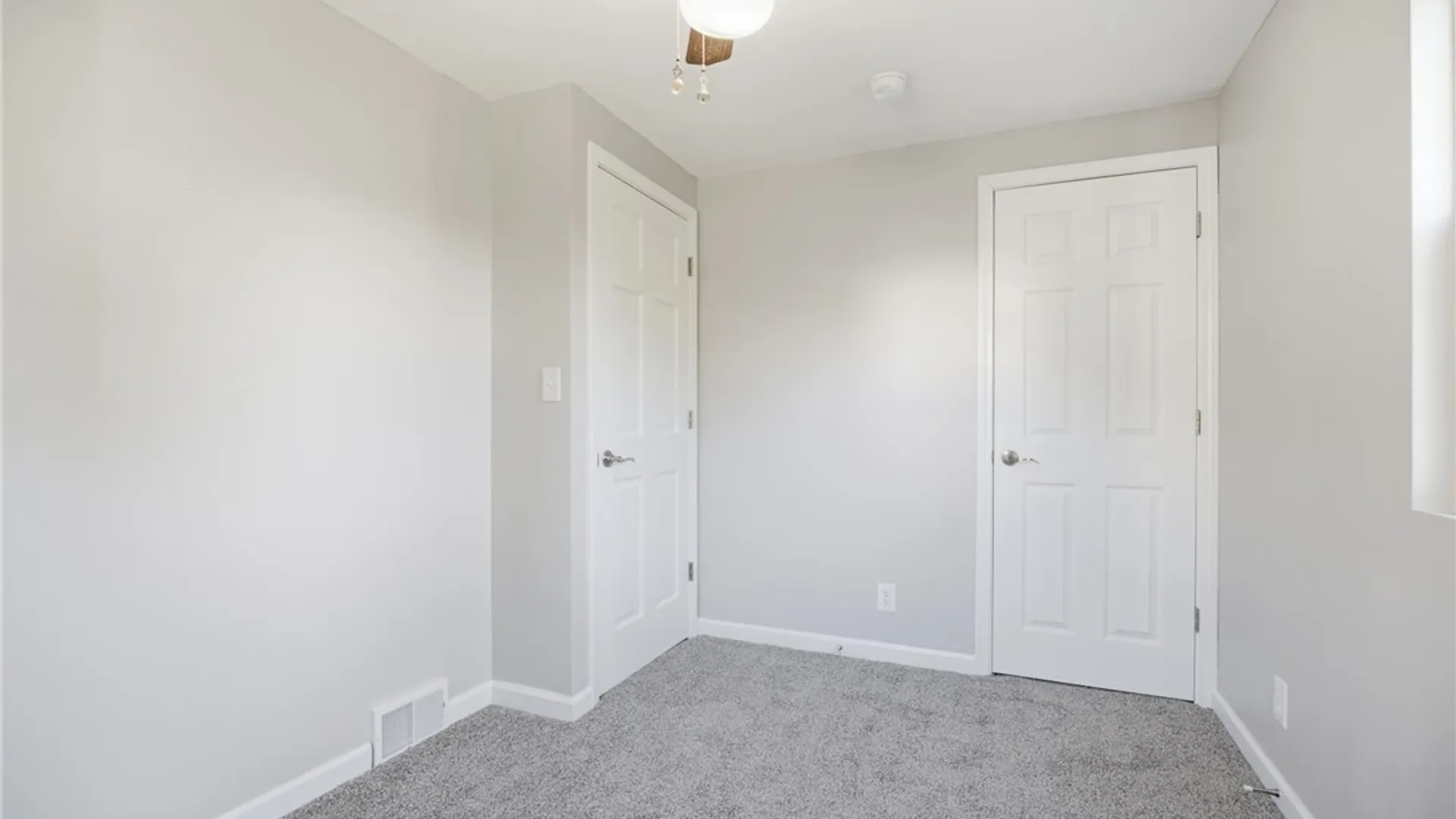 Property at 5189 Lake Avenue, Orchard Park, NY 14127 21