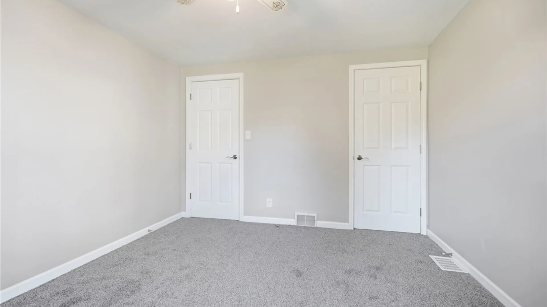 Property at 5189 Lake Avenue, Orchard Park, NY 14127 23