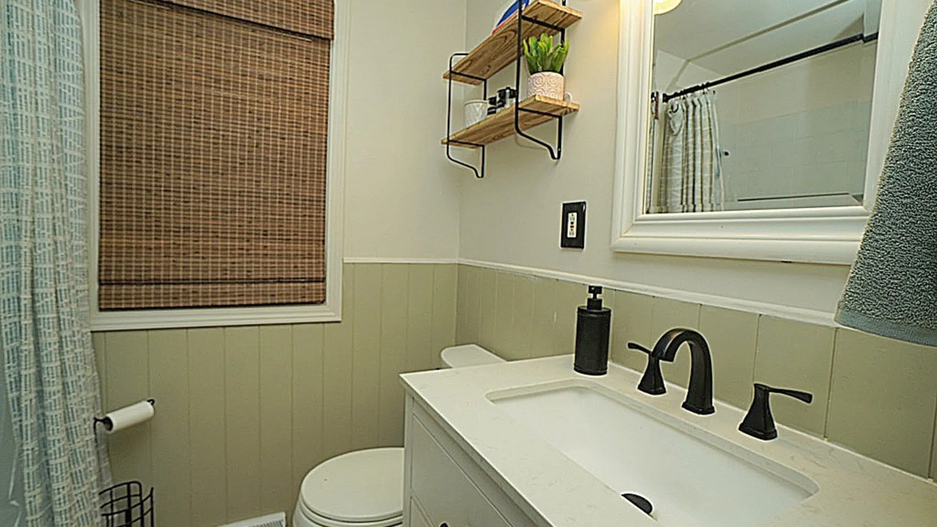 Property at 99 Briarwood Drive, West Seneca, NY 14224 8
