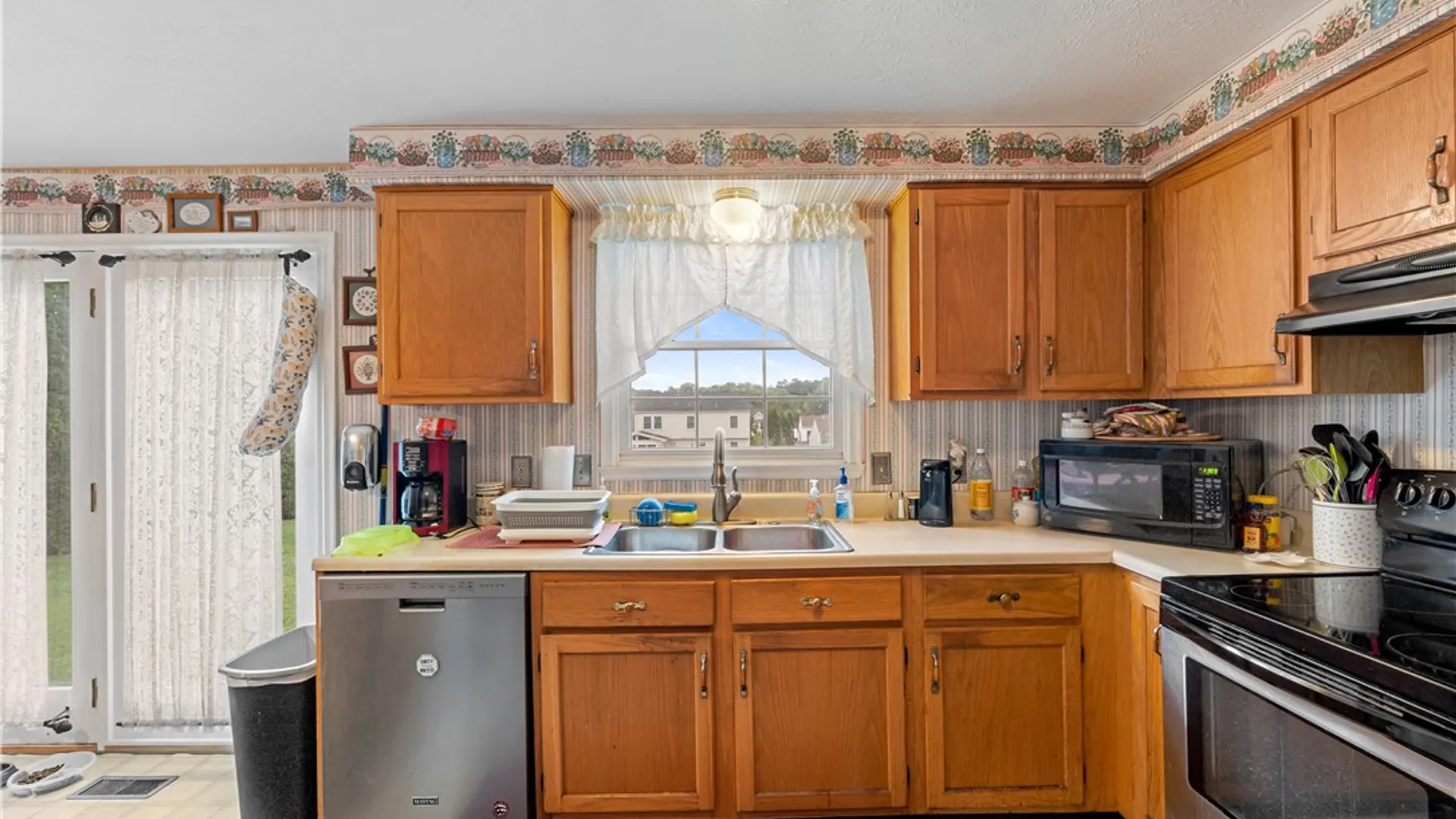 Property at 3246 Woodfield Drive, Macedon, NY 14568 20