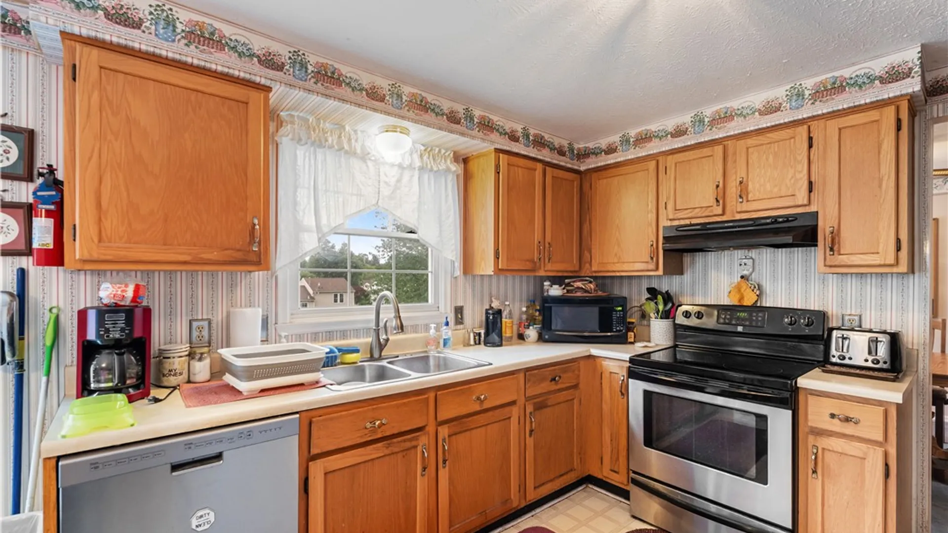 Property at 3246 Woodfield Drive, Macedon, NY 14568 21