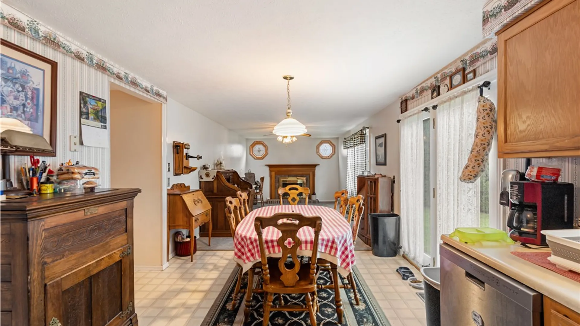 Property at 3246 Woodfield Drive, Macedon, NY 14568 23