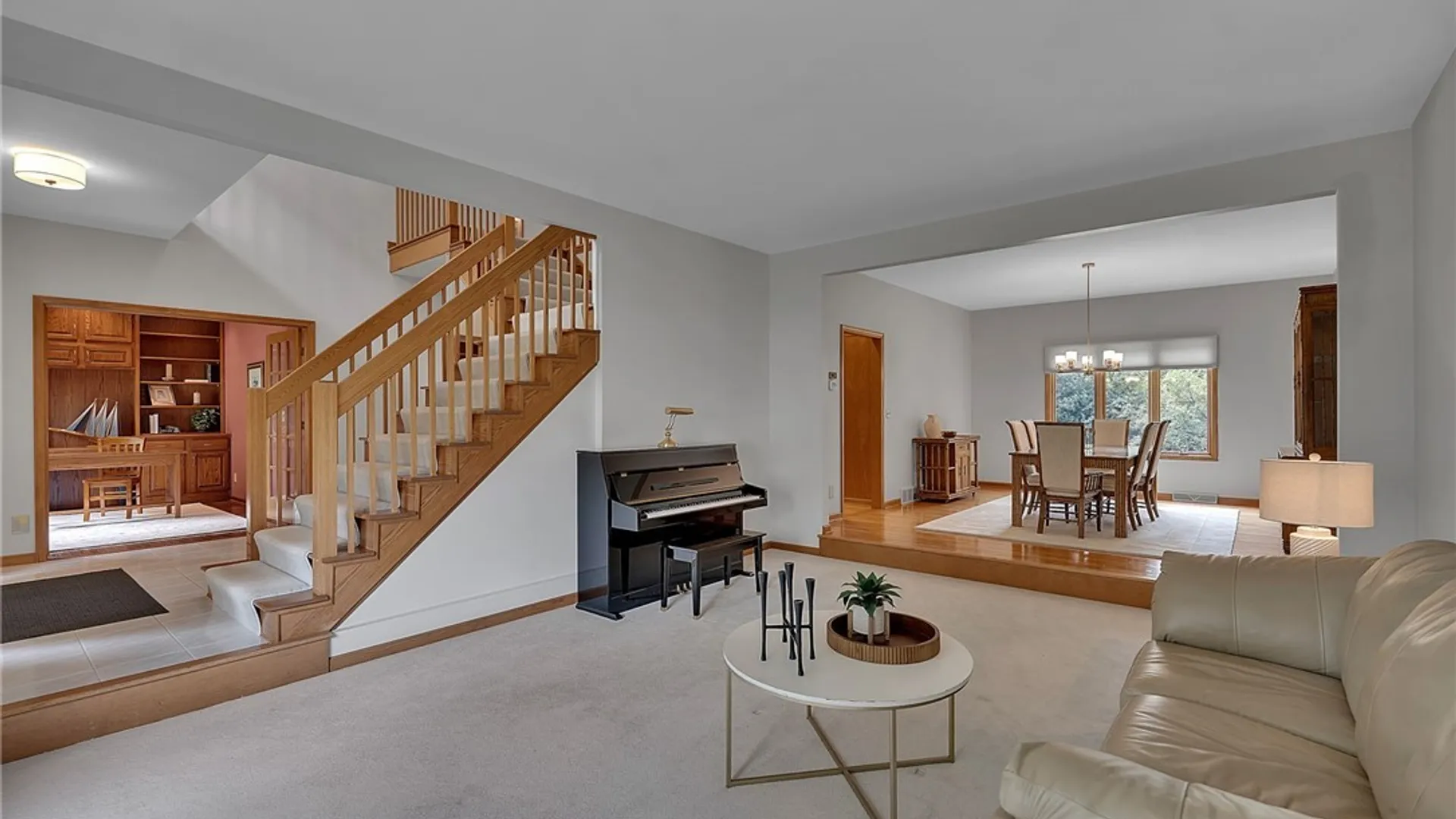 Property at 9530 Cobblestone Dr, Clarence, NY 14031 9