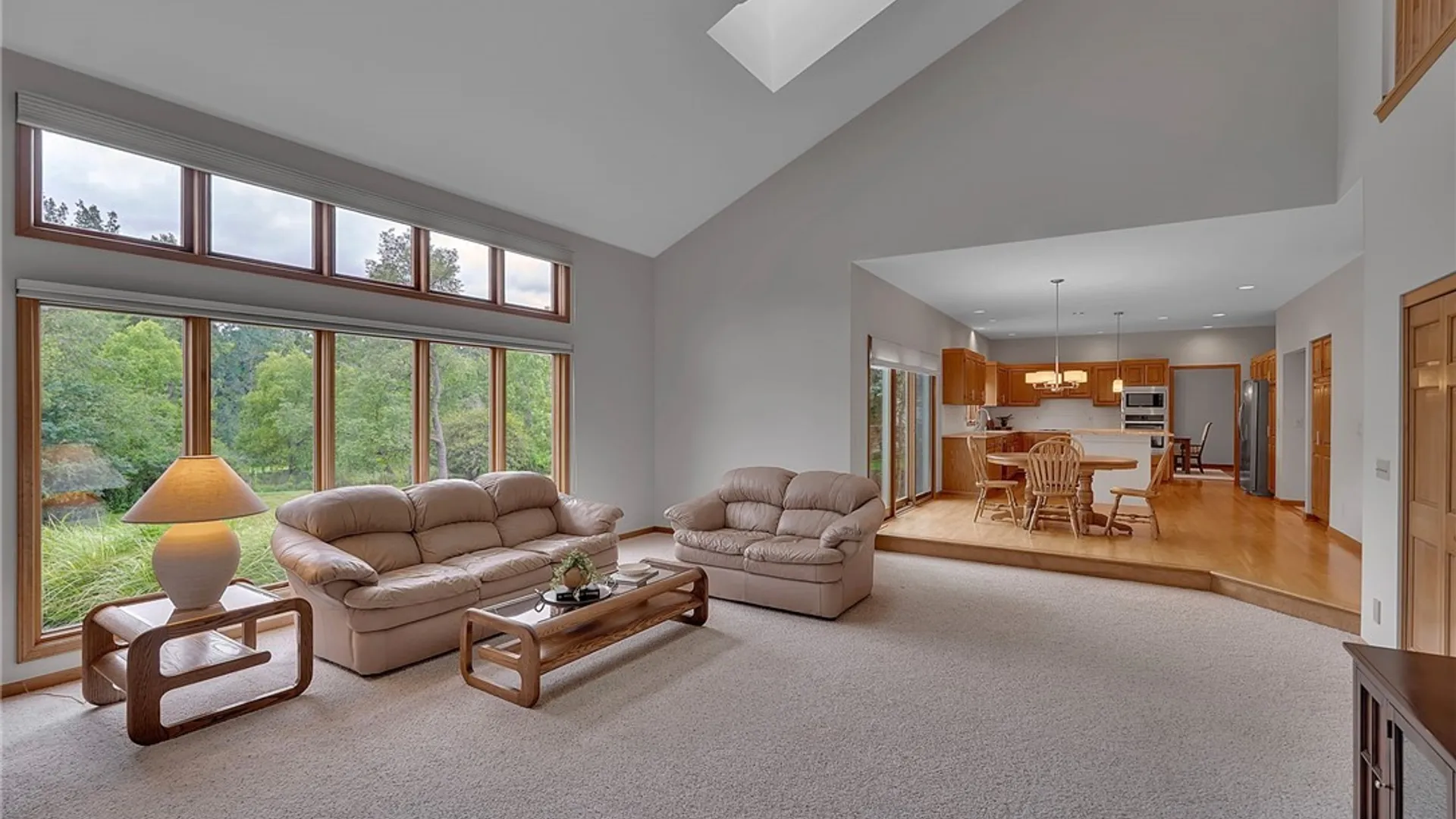 Property at 9530 Cobblestone Dr, Clarence, NY 14031 20