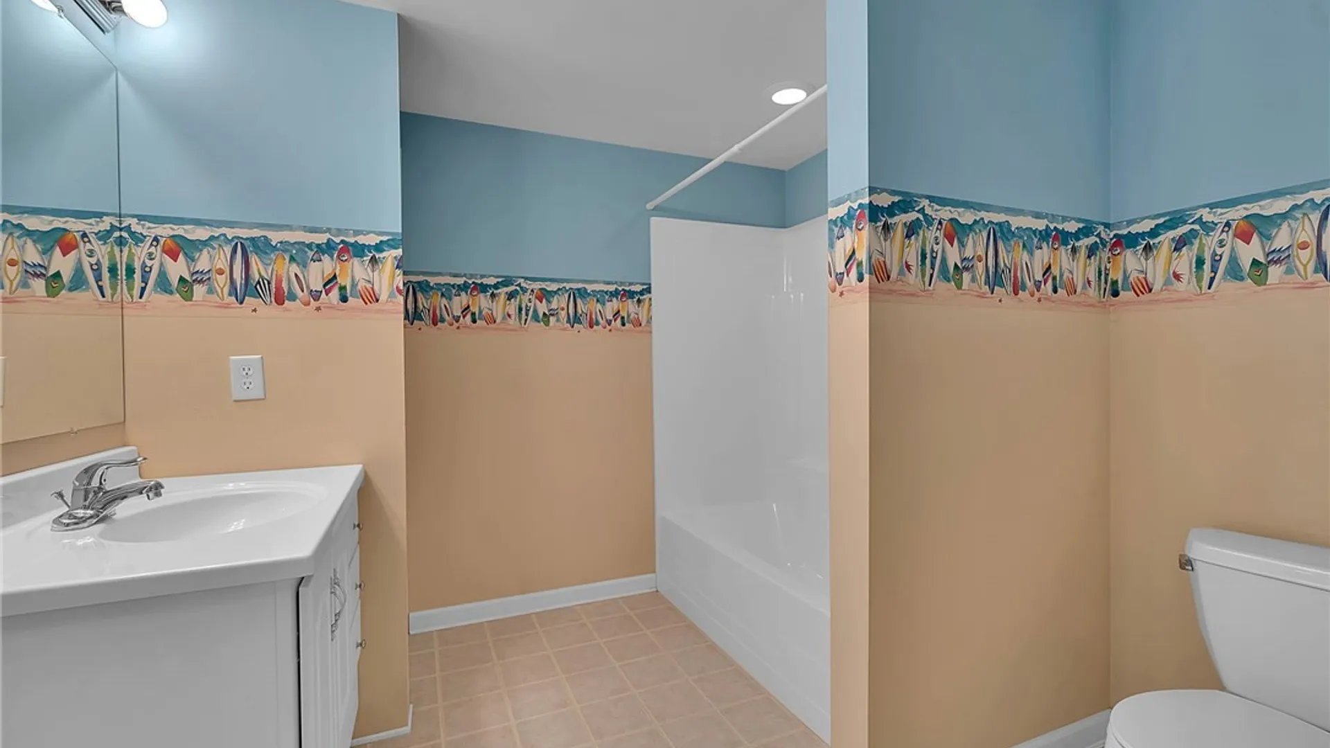 Property at 9530 Cobblestone Dr, Clarence, NY 14031 42