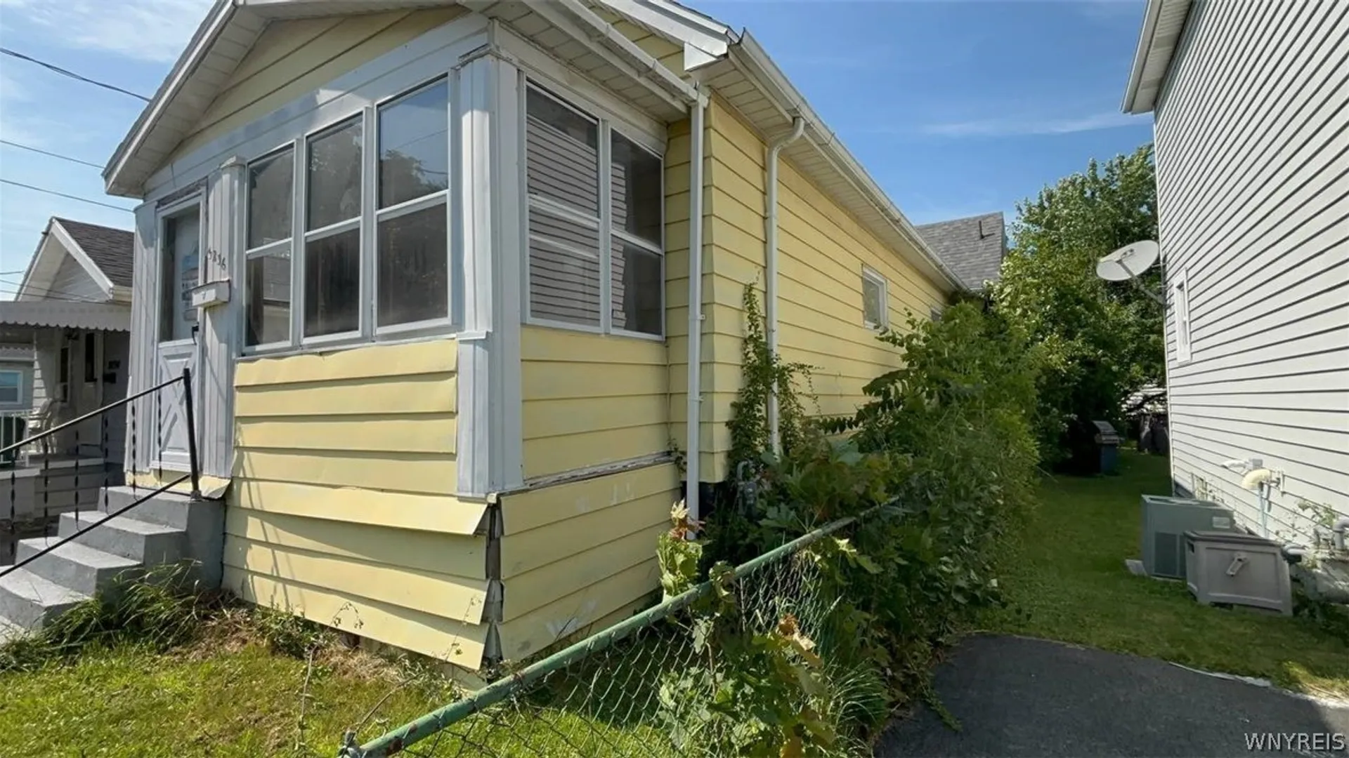 Property at 3236 North Avenue, Niagara Falls, NY 14305 3