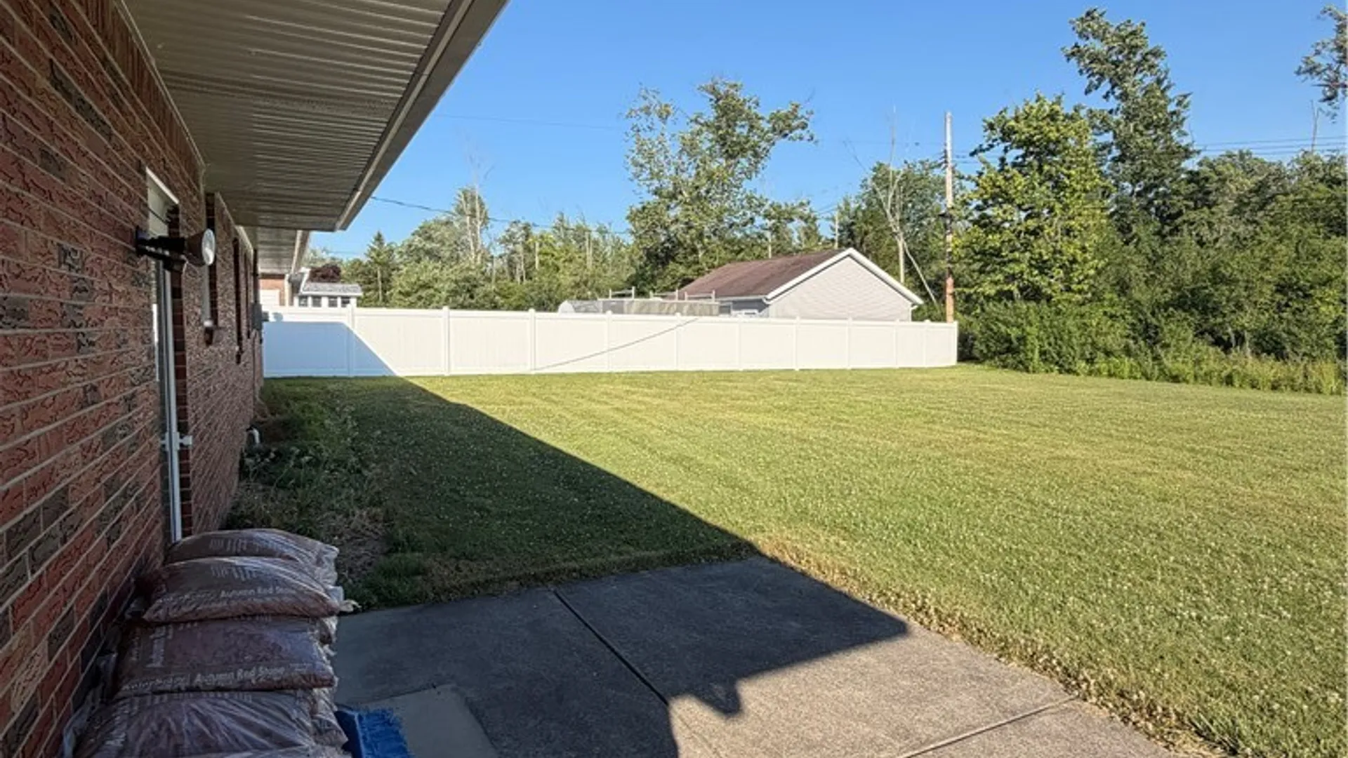 Property at 1629 S Bend Lane, Hamburg, NY 14085 45