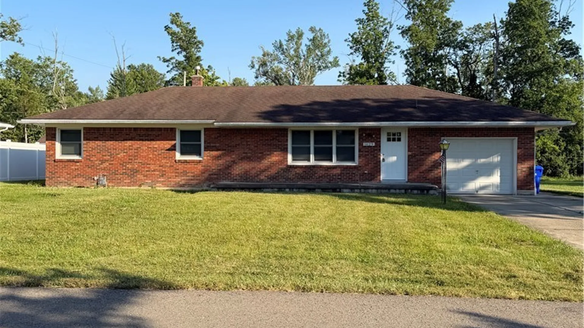 Property at 1629 S Bend Lane, Hamburg, NY 14085 2