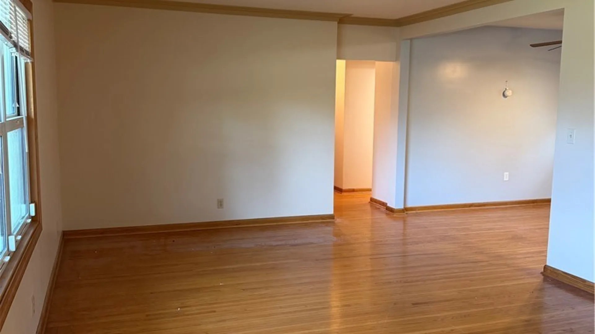 Property at 1629 S Bend Lane, Hamburg, NY 14085 3