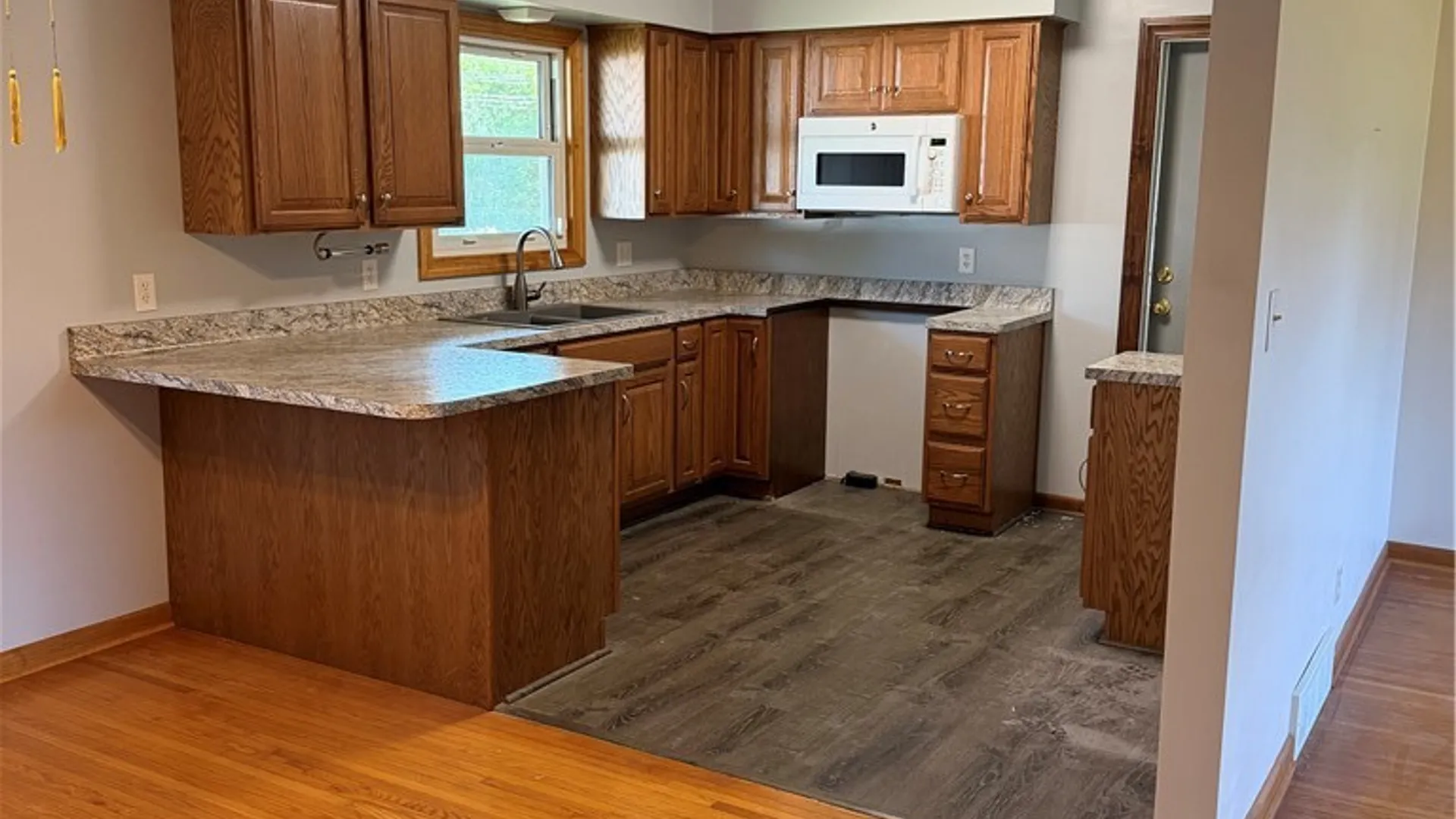 Property at 1629 S Bend Lane, Hamburg, NY 14085 7