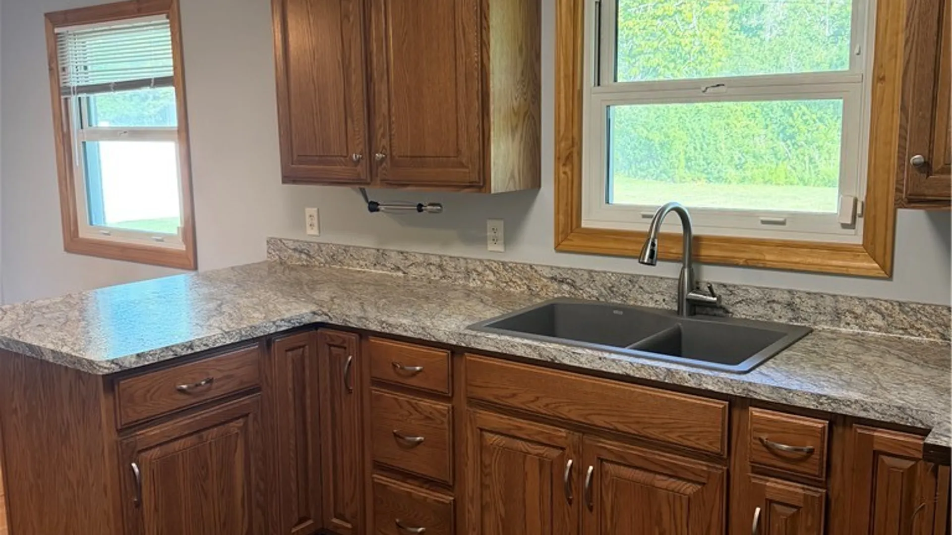 Property at 1629 S Bend Lane, Hamburg, NY 14085 11