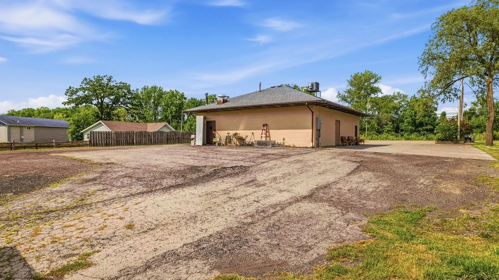 Property at 2298 River Road, Wheatfield, NY 14304 6