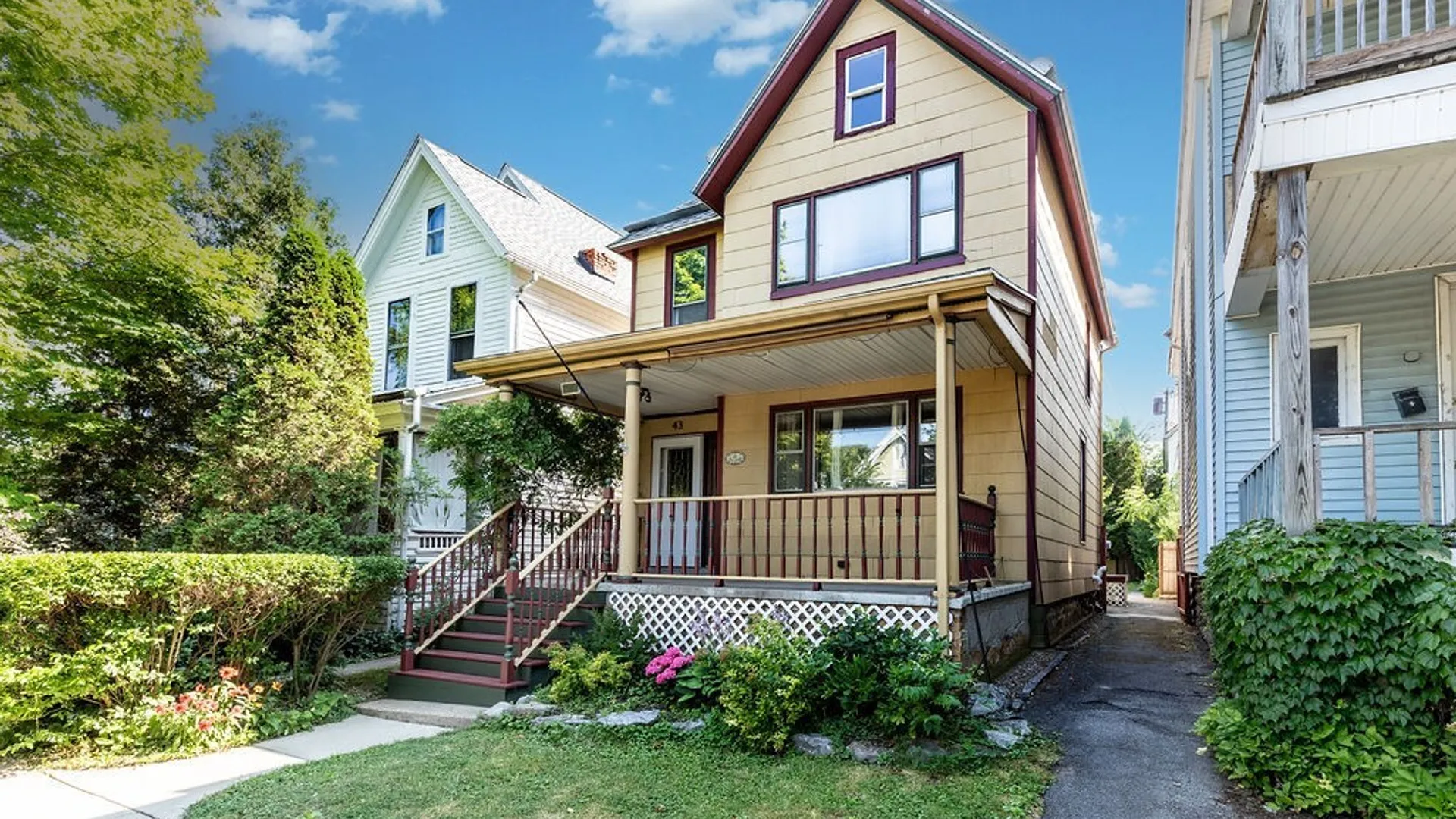 Property at 43 15th Street, Buffalo, NY 14213 2