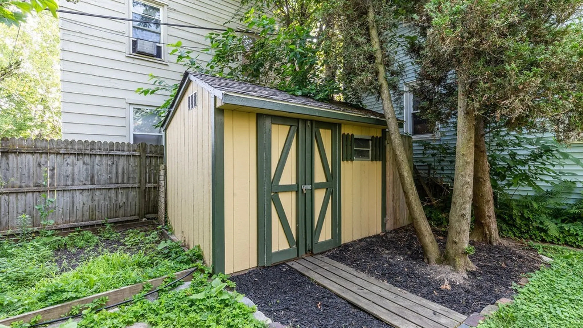 Property at 43 15th Street, Buffalo, NY 14213 5